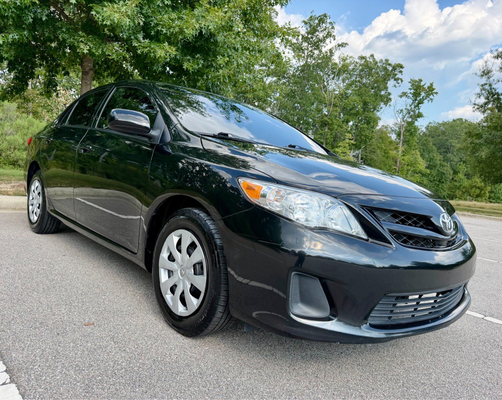 2013 Toyota Corolla Image 3