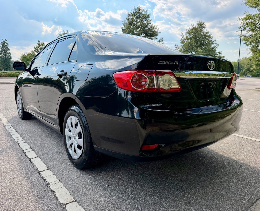 2013 Toyota Corolla Image 7