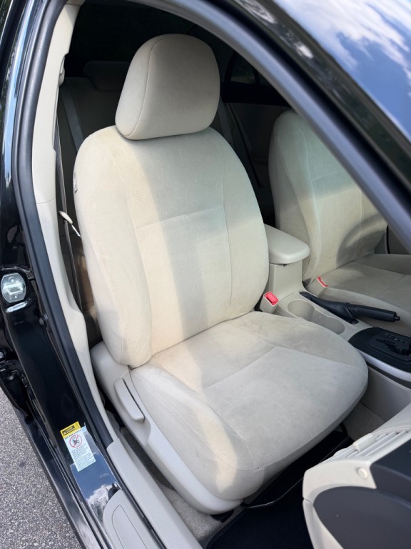 2013 Toyota Corolla Image 27