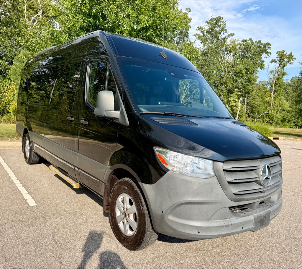 2022 Mercedes-Benz Sprinter Image 3