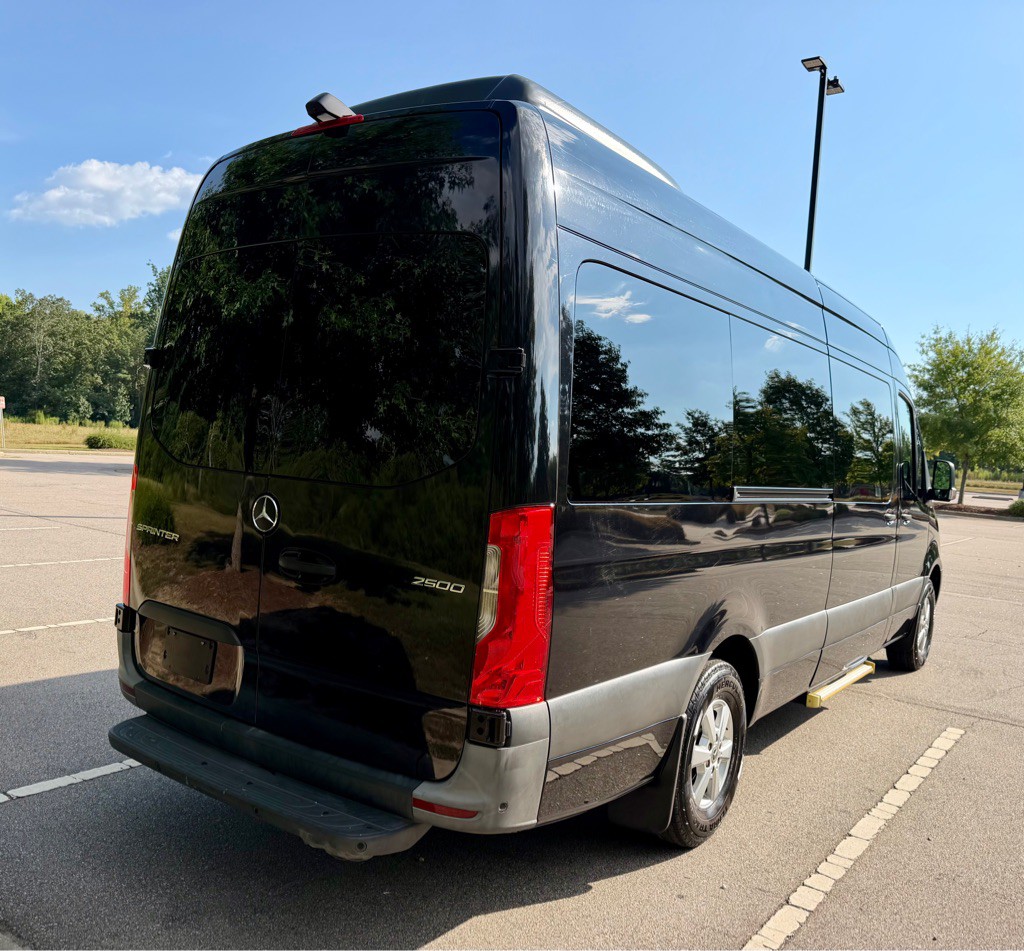 2022 Mercedes-Benz Sprinter Image 5