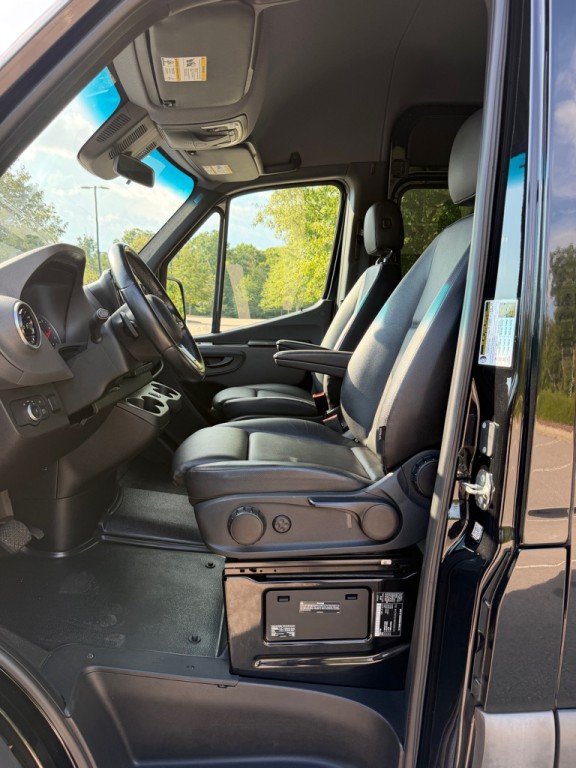2022 Mercedes-Benz Sprinter Image 10