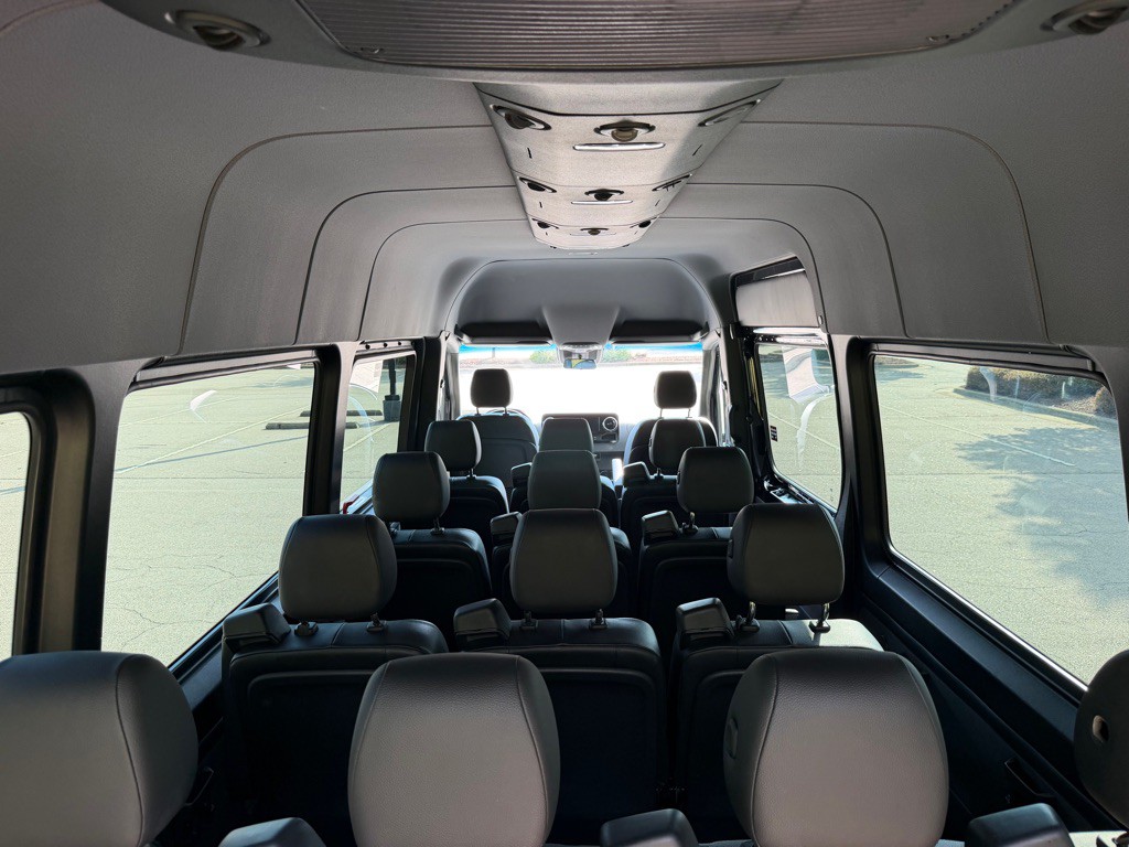 2022 Mercedes-Benz Sprinter Image 28
