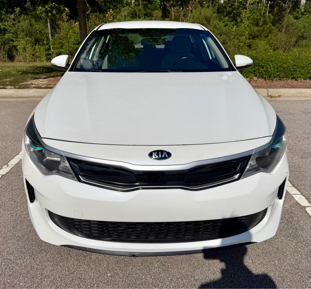 2017 Kia Optima Image 2