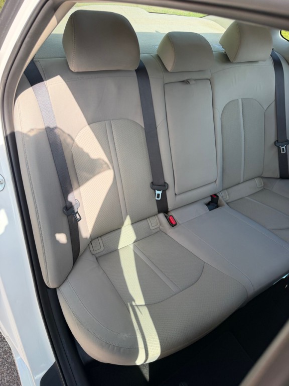 2017 Kia Optima Image 23