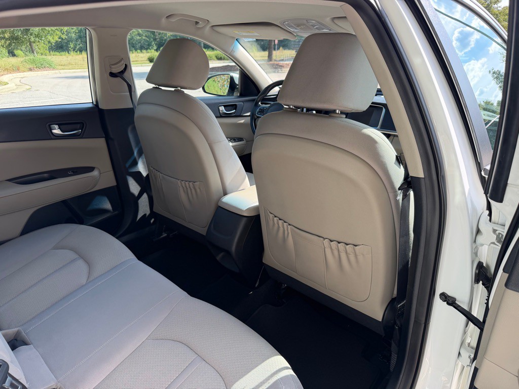 2017 Kia Optima Image 24