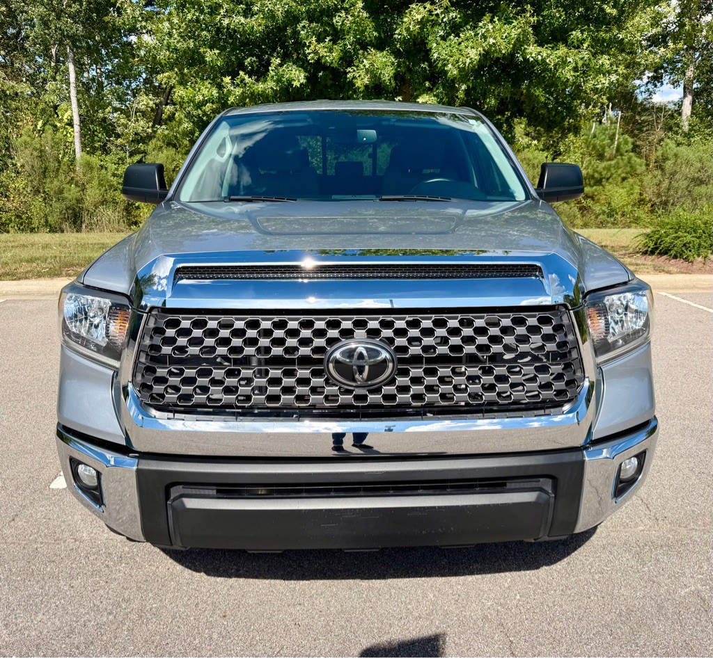 2021 Toyota Tundra Image 2