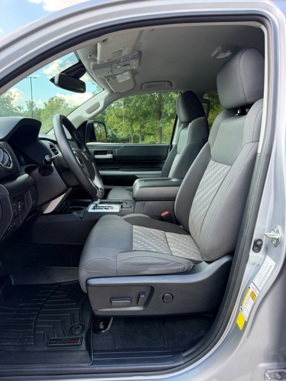 2021 Toyota Tundra Image 10