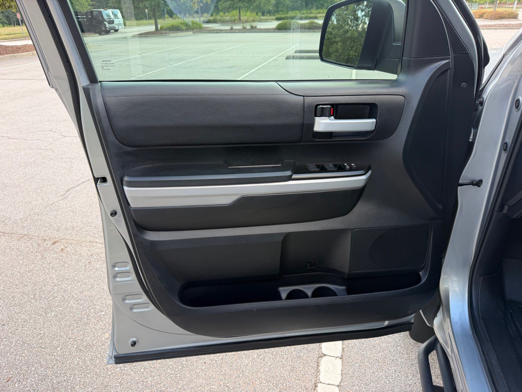 2021 Toyota Tundra Image 13