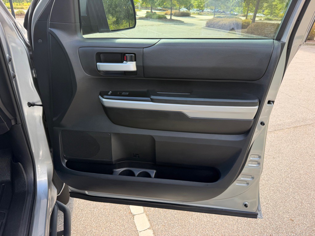 2021 Toyota Tundra Image 29