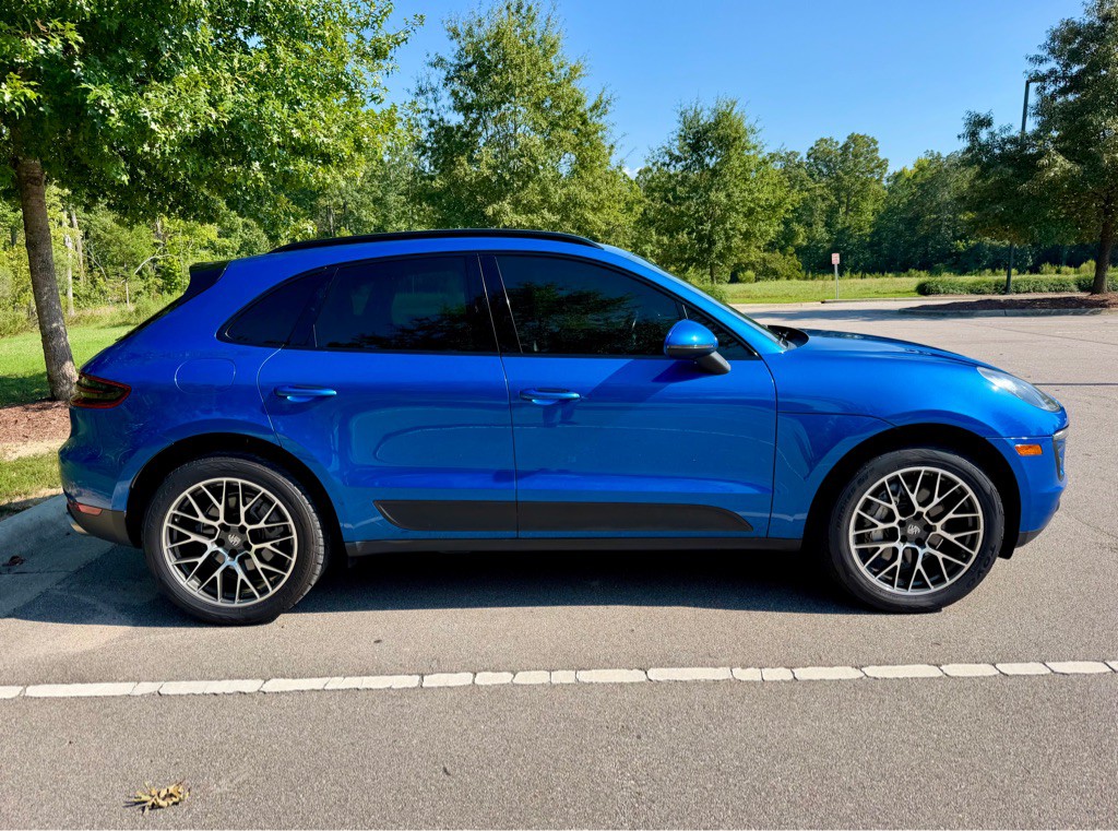 2017 Porsche Macan Image 4