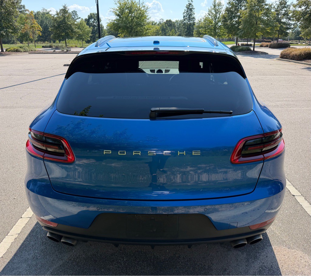 2017 Porsche Macan Image 6