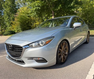 Image for 2018 Mazda Mazda3 Touring ID: 7684717