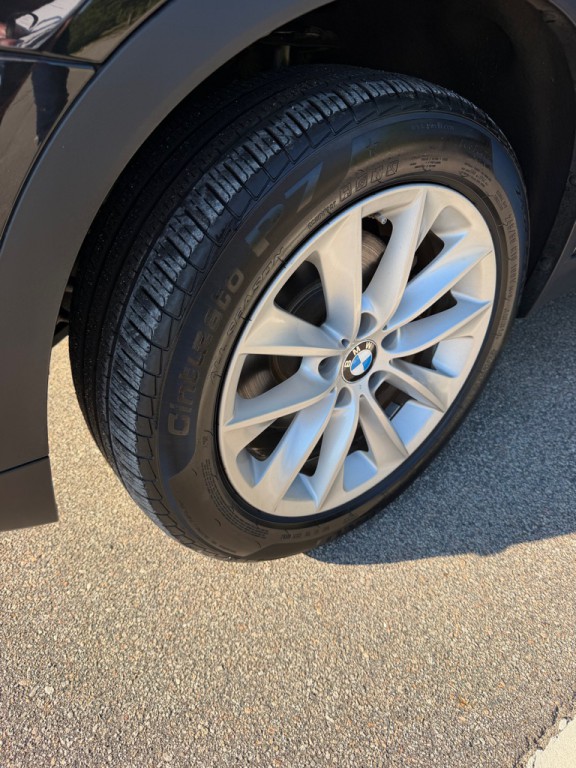 2017 BMW X3 Image 9