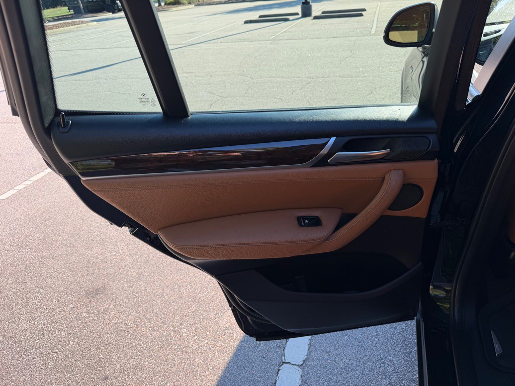 2017 BMW X3 Image 17