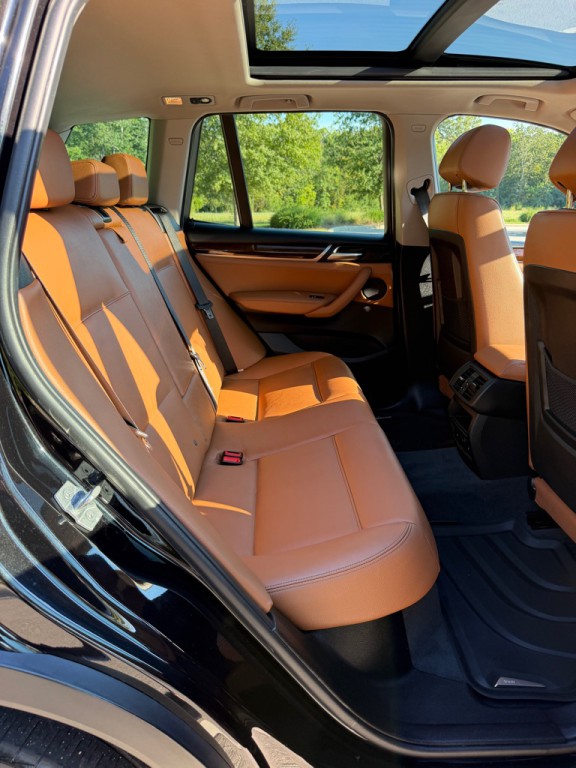2017 BMW X3 Image 22
