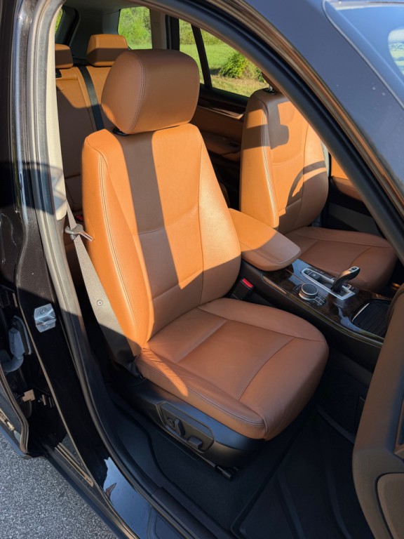 2017 BMW X3 Image 27