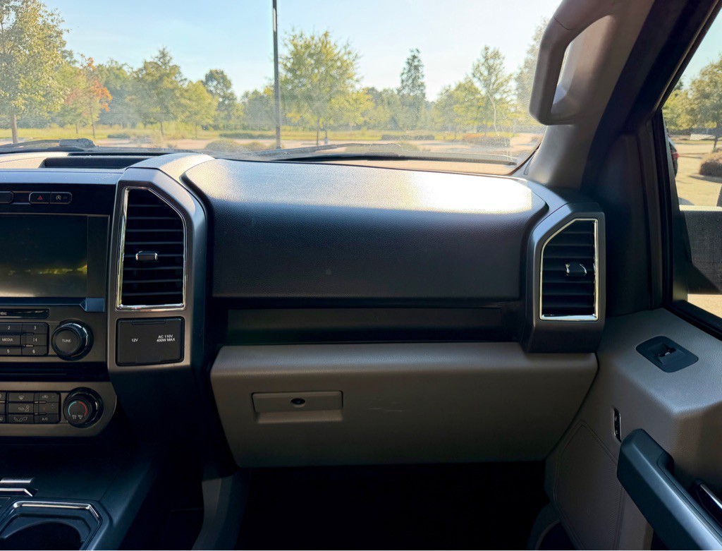 2016 Ford F-150 Image 21
