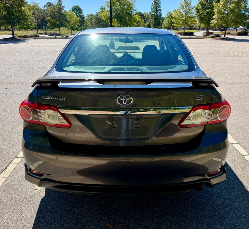 2013 Toyota Corolla Image 6
