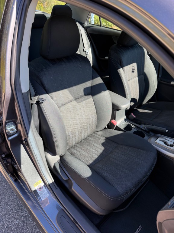 2013 Toyota Corolla Image 26