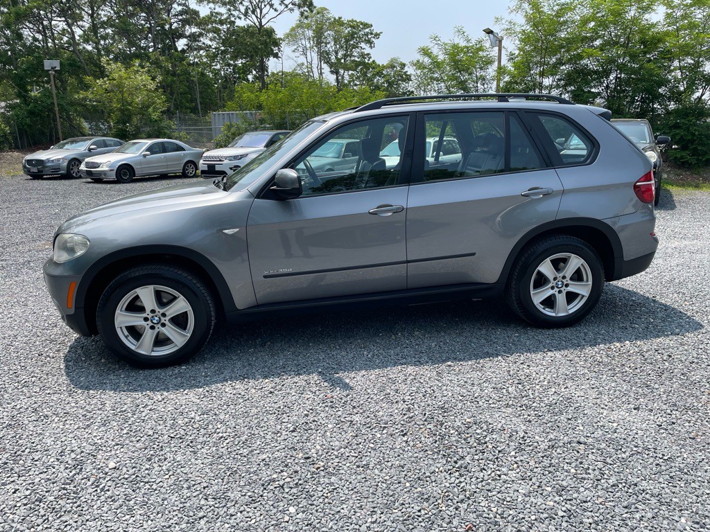 2011 BMW X5 Image 1