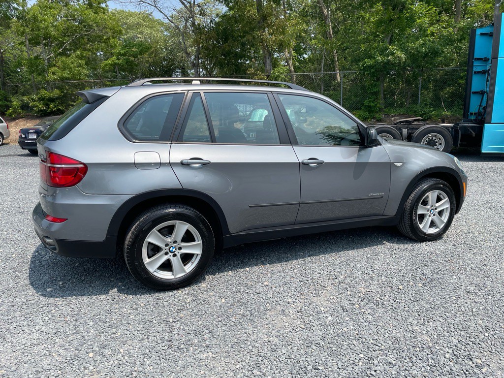 2011 BMW X5 Image 8