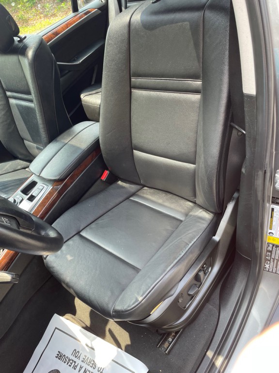 2011 BMW X5 Image 14