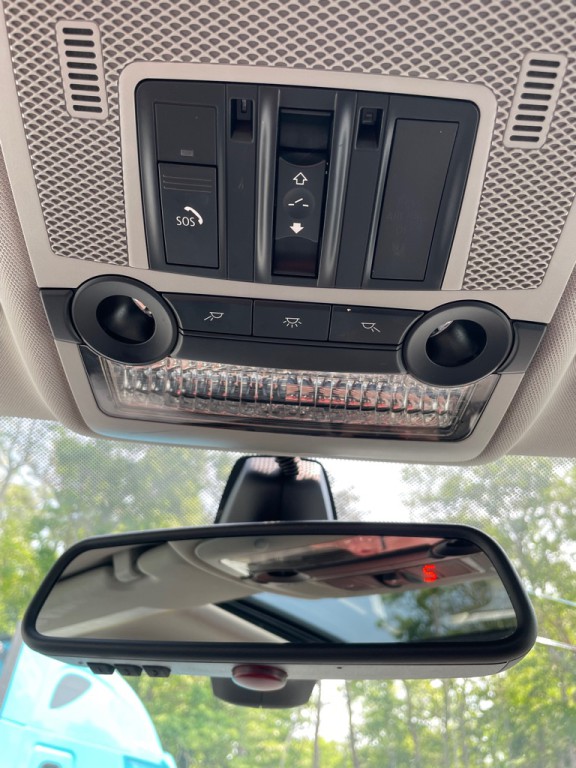 2011 BMW X5 Image 25