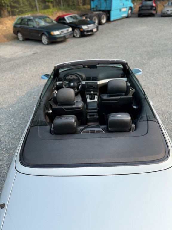 2004 BMW M3 Image 22