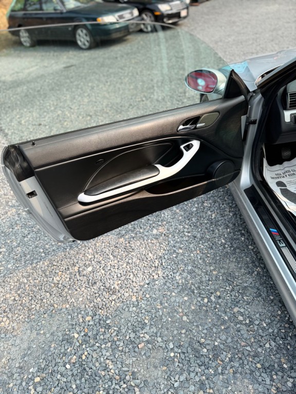 2004 BMW M3 Image 23