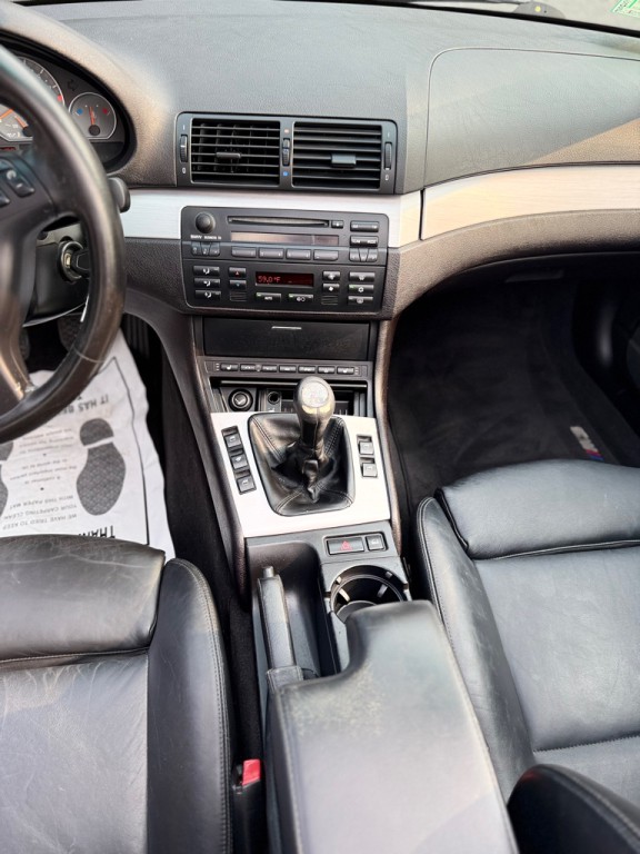 2004 BMW M3 Image 26