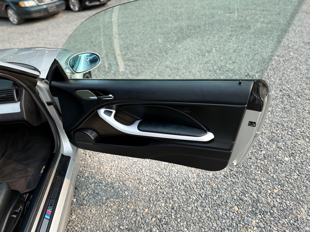 2004 BMW M3 Image 29