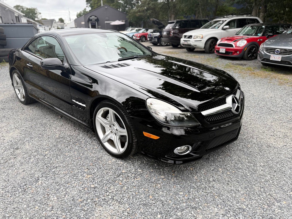2011 Mercedes-Benz SL-Class Image 5