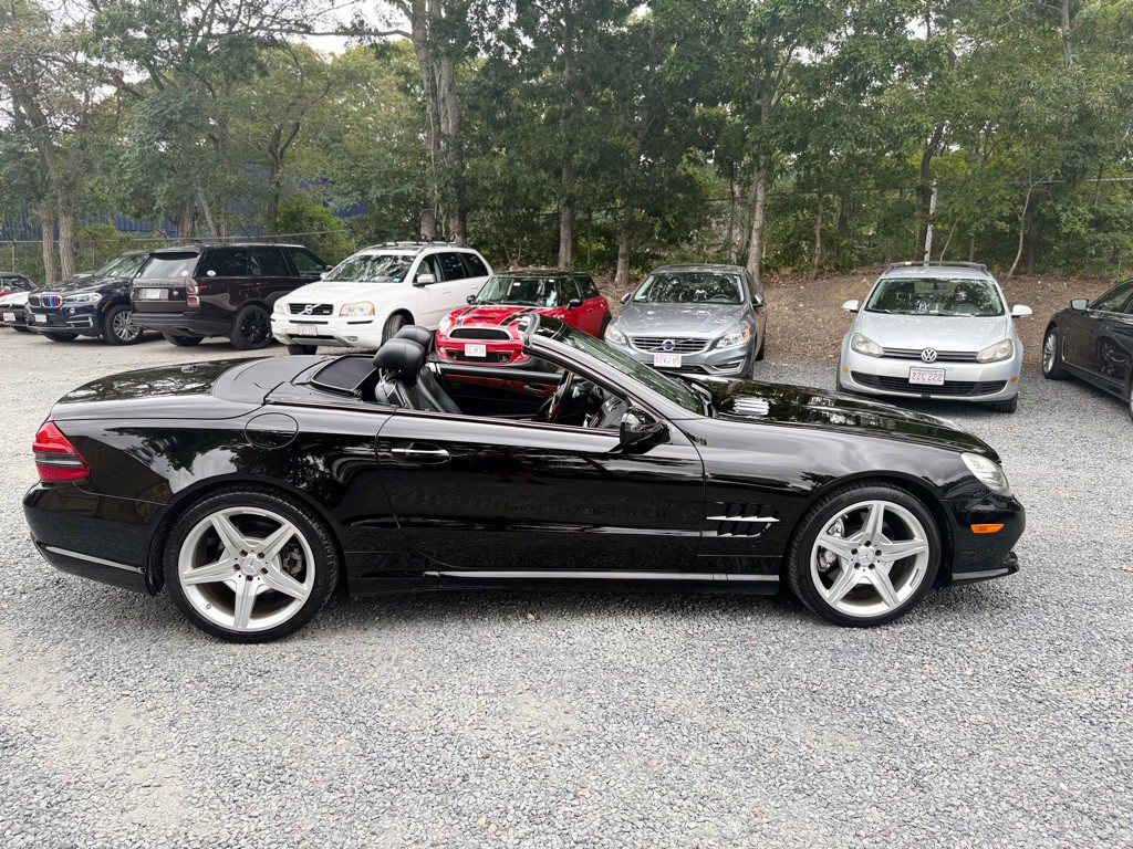 2011 Mercedes-Benz SL-Class Image 20