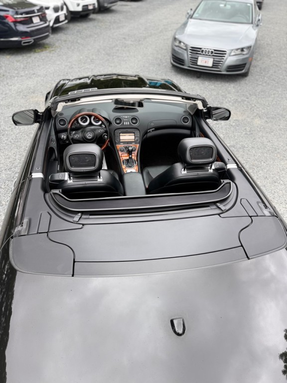2011 Mercedes-Benz SL-Class Image 23