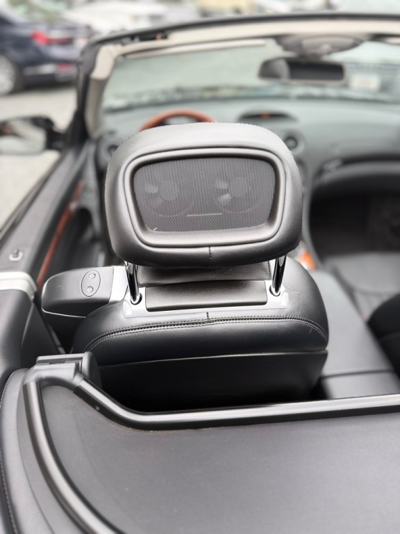 2011 Mercedes-Benz SL-Class Image 24