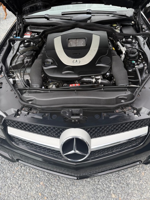 2011 Mercedes-Benz SL-Class Image 39