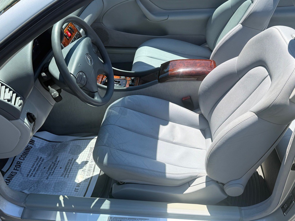 2003 Mercedes-Benz CLK-Class Image 19
