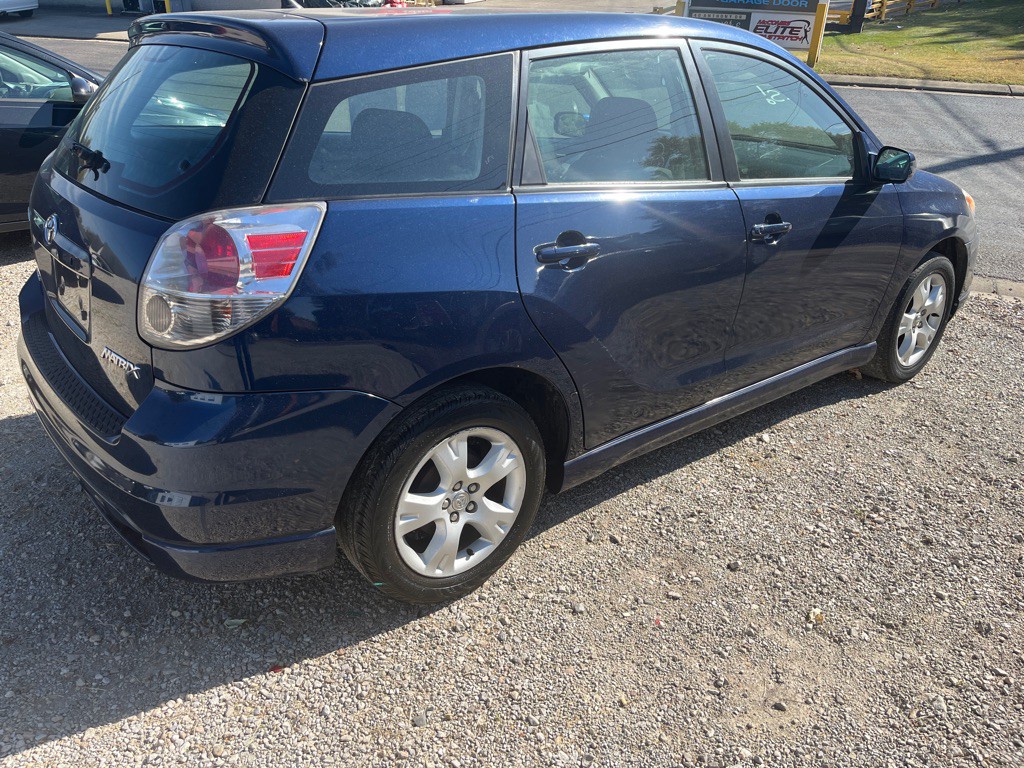 2005 Toyota Corolla Image 1