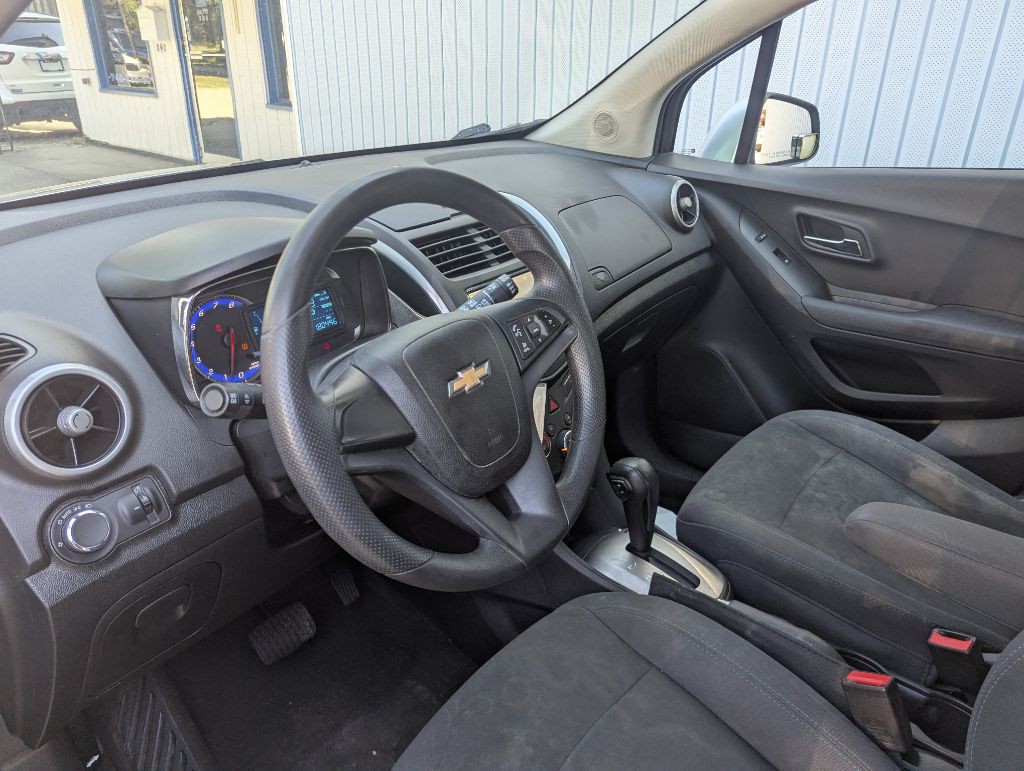 2016 Chevrolet Trax Image 2