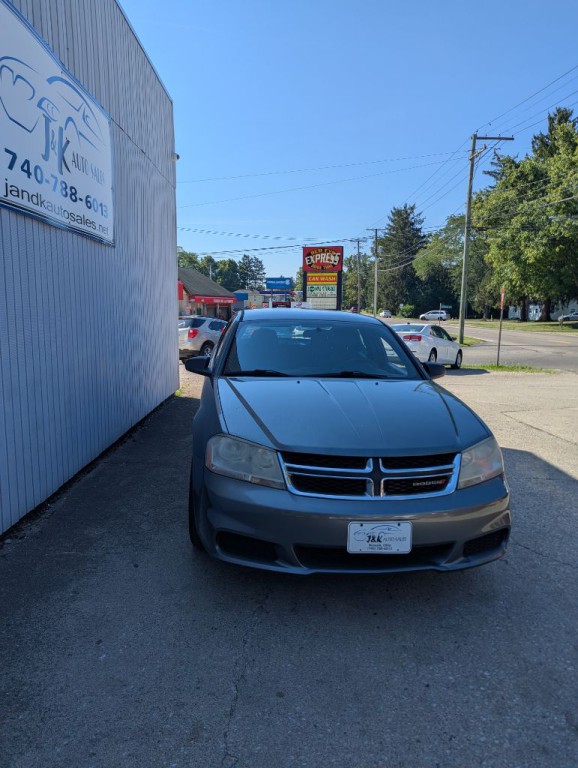 2013 Dodge Avenger Image 2