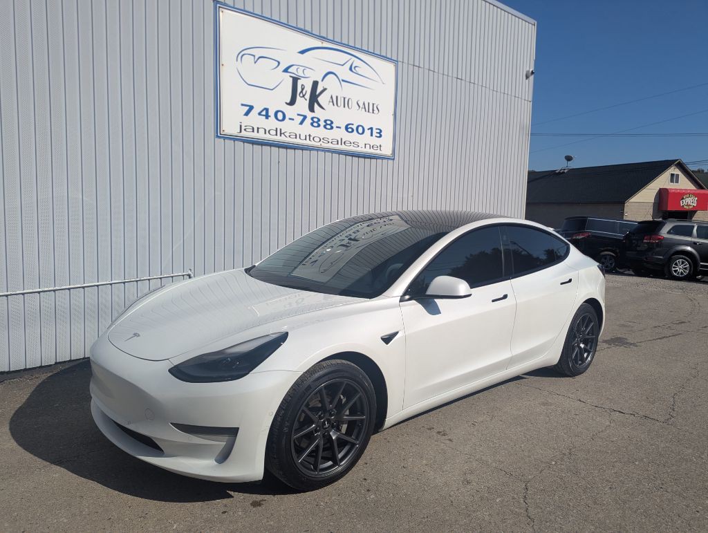 2022 Tesla Model 3 Image 2
