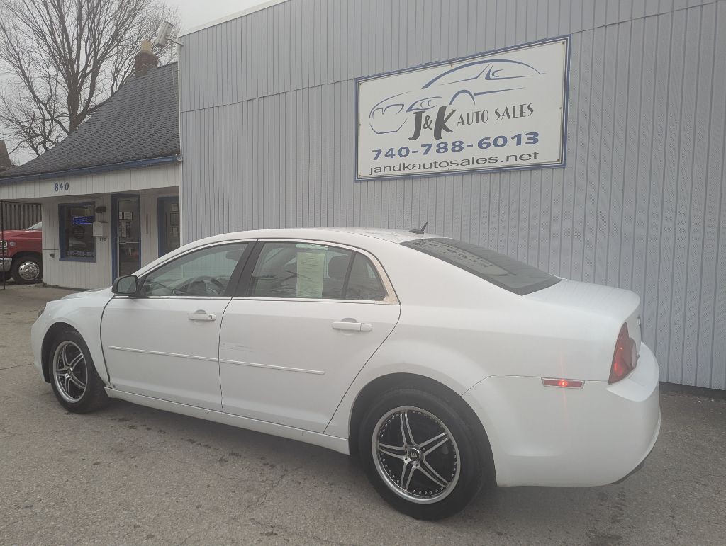 2009 Chevrolet Malibu Image 3