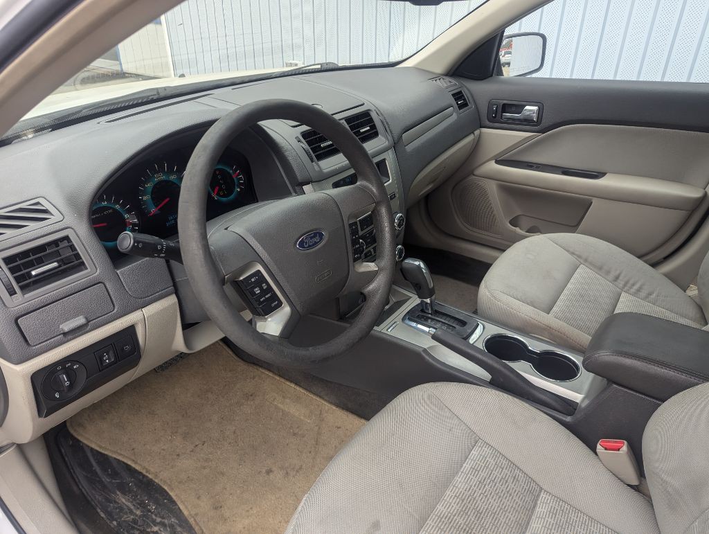 2010 Ford Fusion Image 3