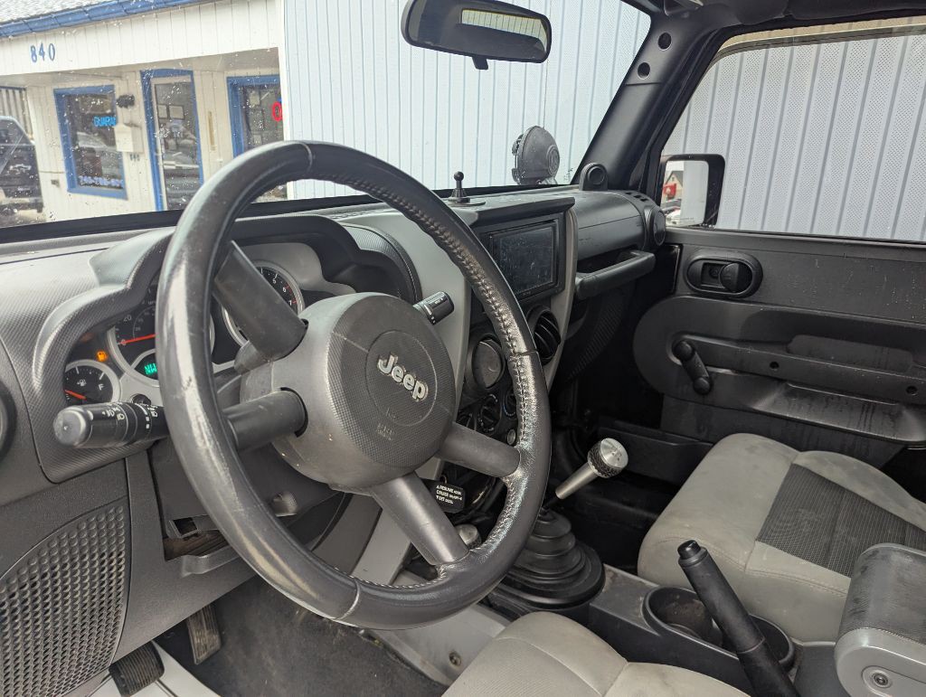 2010 Jeep Wrangler Image 4