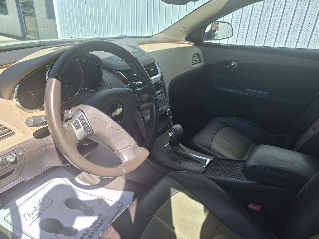 2010 Chevrolet Malibu Image 4