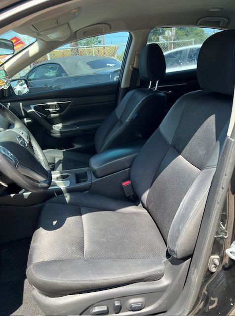 2016 Nissan Altima Image 6