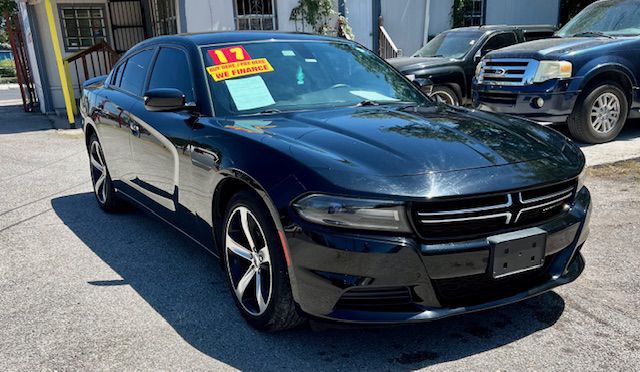 2017 Dodge Charger Image 3