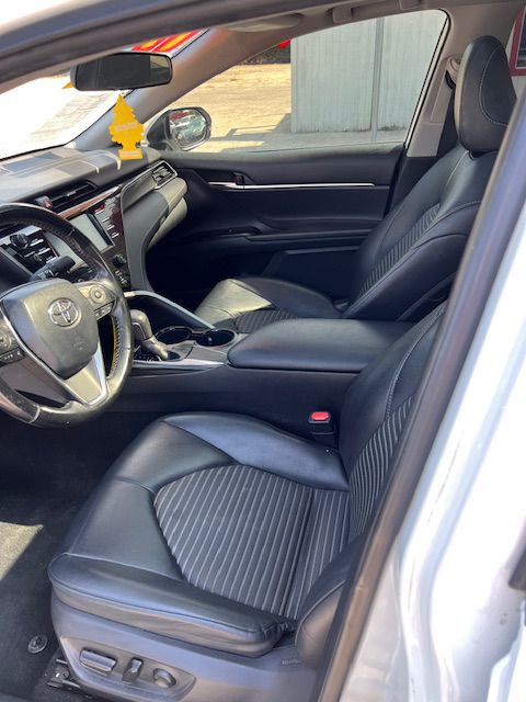 2019 Toyota Camry Image 6