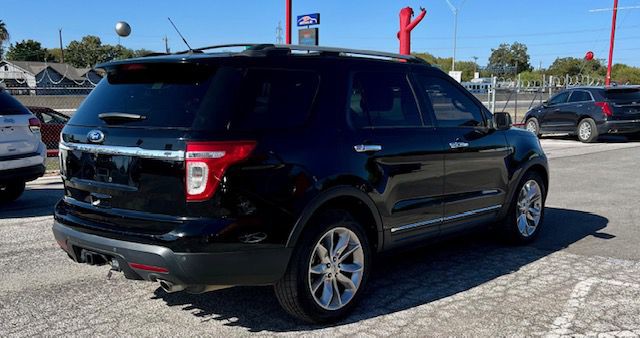 2012 Ford Explorer Image 4